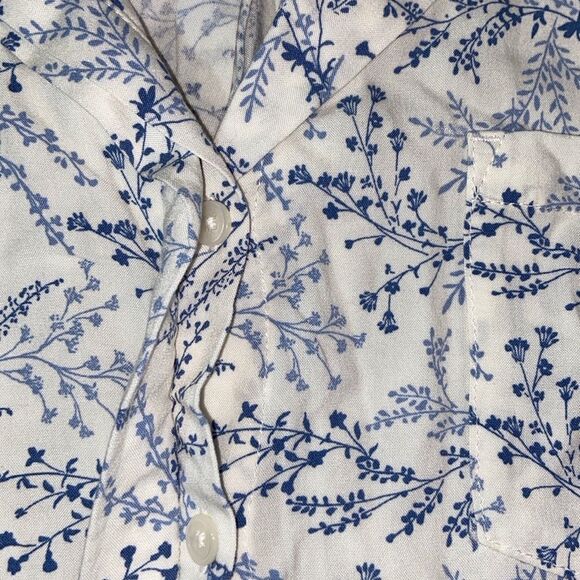 Floral Print Women's Top Size L - Picture 6 of 10